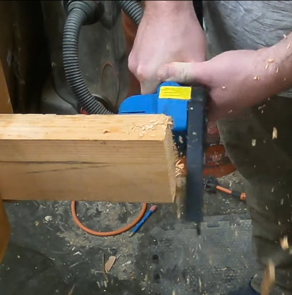 Mini Cordless Chainsaw Pro